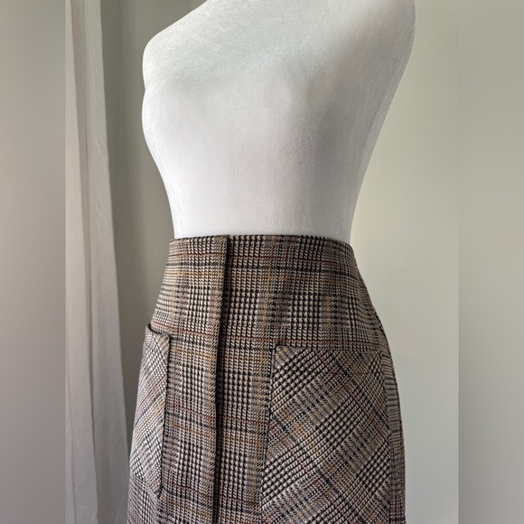 Soho Apparel Ltd. Brown & Black Plaid Houndstooth Print Knee Length Skirt - Picture 4 of 8